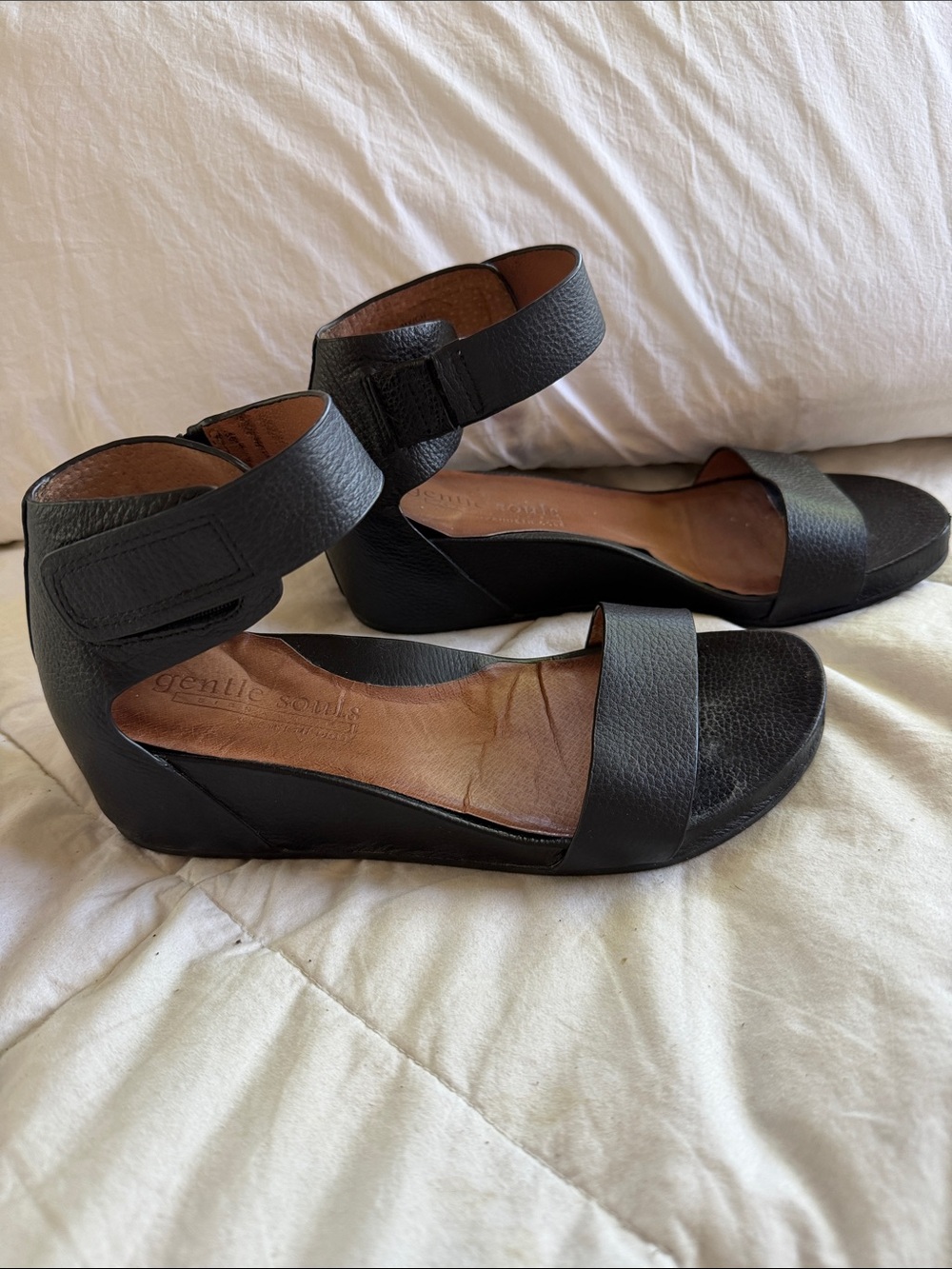 Gentle Souls Black Leather Wedge Sandals with Ankle Strap size 7.5